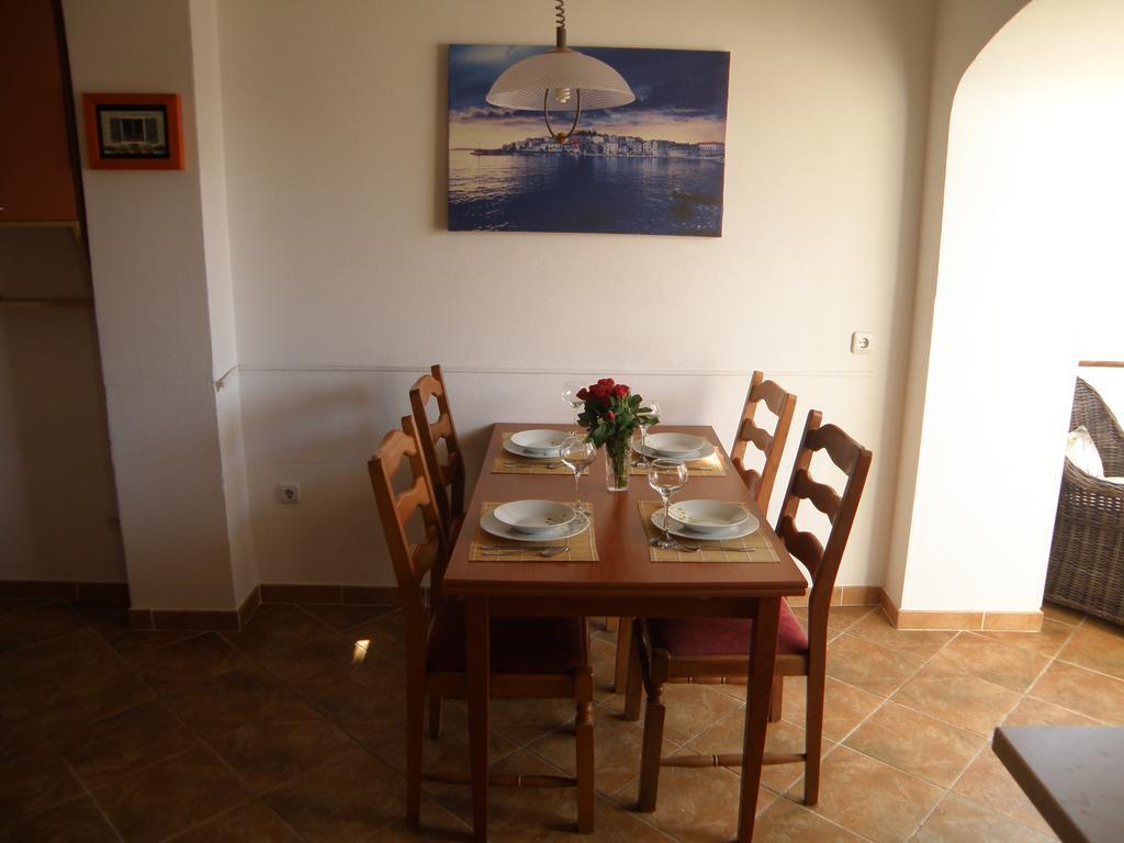 Apartment Amalija Primošten Esterno foto